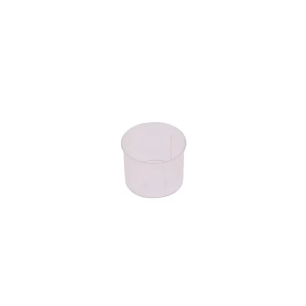 Sur cette image, nous voyons une vue rapprochée du bouchon doseur présent sur la bouteille de détergent nettoyant pour balai et robot vapeur de la marque Home Equipement.