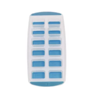 Cette photo montre un bac à glaçons Home Equipement à fond souple pour congélateur et réfrigérateur, de couleur bleu et avec les glaçons en forme de rectangle, référence 92007, vue de haut