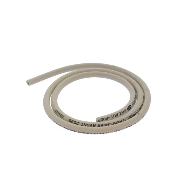 Cette photo montre le tube souple pour gaz butane Home Equipement de référence 90134, seul et dans son ensemble
