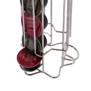 Cette photo nous présente le bas de la tour de rangement pour dosettes de la marque Home Equipement, de référence 50926. On y voit 4 dosettes rangées sur une même colonne