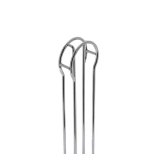 La photo nous montre le haut de la tour de rangement pour dosettes de la marque Home Equipement, en vue agrandie