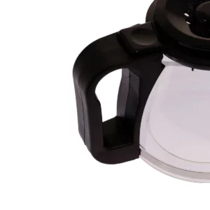 Ici, nous voyons la poignée de la verseuse adaptable conique noire Home Equipement. Elle est vue de manière agrandie