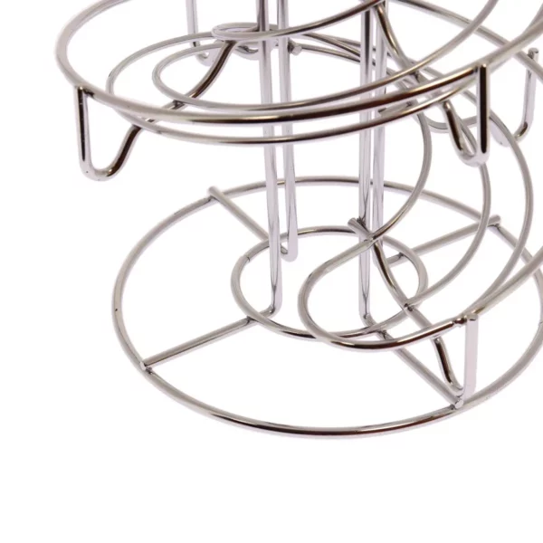 La photo nous montre le bas de la tour de rangement pour dosettes de la marque Home Equipement, en vue zoomée